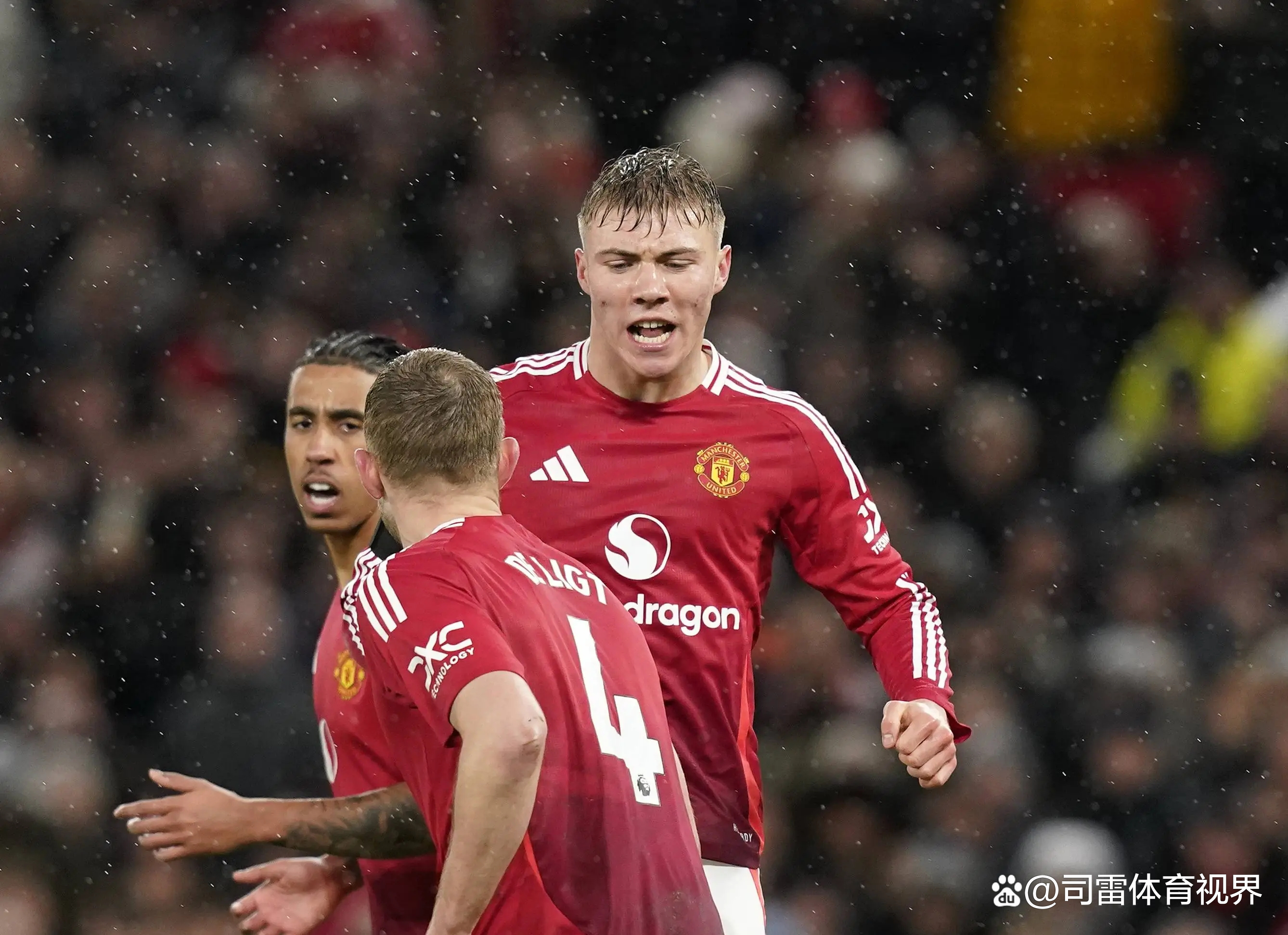 窗口期突围战来临,曼联围绕葡超扳平良机,媒体盛赞,训练强度明显提升(如何评价曼联)-爱游戏体育下载